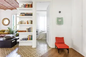 Vintage Concept Flat in Chic Neighbourhood - Image 5