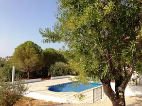 Family villa, private pool and large garden - Image 4