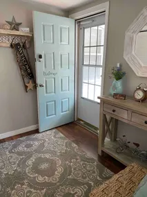 Cozy One-Level Cape in Meredith, NH - Image 2