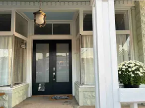 Postal Suite A (Sleeps 1-4 Total) - Image 4