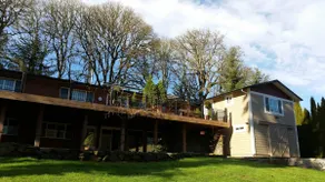 Willamette Valley Riverside Retreat - Image 3