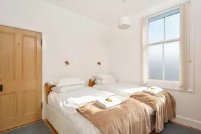 Central Cottage Near Old Course | Sleeps 6 - Image 4