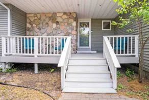 Stunning 5 Bedroom home blocks from Lake Michigan! - Image 5
