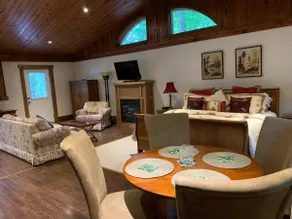 Deerwood Guest Suite / Bachelor Apartment - Image 5