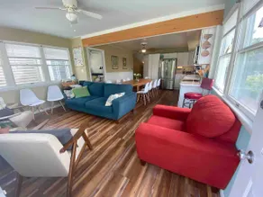W. Cape May ~ Nature lovers, walking distance to the beach - Image 2