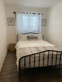 Lake house - Image 2