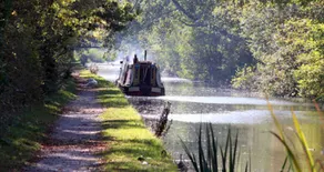 Idyllic 2 bedroom Canal facing Cottage in Hopwas - Image 3