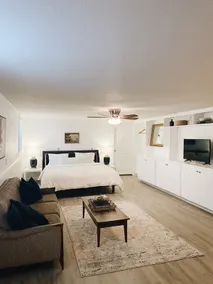Clean & Modern Studio w/ King Bed & Pull-Out Couch - Image 2
