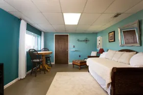 1 Bed 1 Bath Apt and full kitchen-Rockingham Co. - Image 3