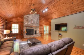 Rippling Waters Lodge - Image 3