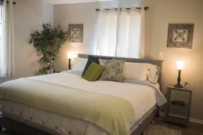 Charming Cottage, 2+BR (entire home, self checkin) - Image 5