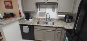 Cozy North Dallas 1-BR Condo | Gated Community - Image 5