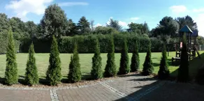 Guesthouse with privacy and big garden - Image 4