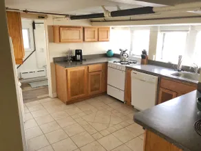 Cozy Vintage Beach bungalow-6 guests! - Image 4