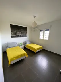 Beautiful sunny apartment, T4 top floor - Image 5