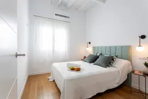 Charming apartment in the historic center - Image 2