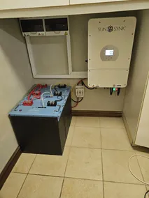 Entire studio apartment with Solar Power - Image 2