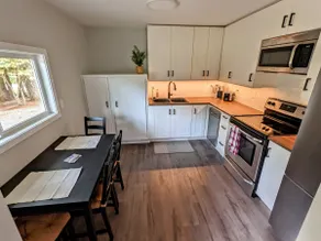 Chapman Grove Cottage - Image 3