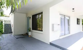 Waterfront, walk to BEACH! On CANAL! 2b/2b - Image 4