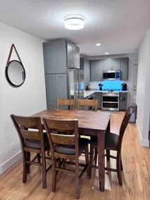 Walk to Bay • 3BR • Pet Friendly • Fenced Yard - Image 5