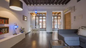 Santa Anita apartment in the heart of the Jewish Quarter - Image 2