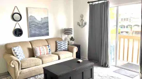 Hip Nautic Hideaway 1bdrm Condo w/boat dock! - Image 4