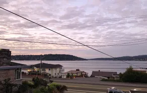 3br Guest House with Lake Washington View! - Image 3