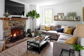 Historic Farmhouse | Heated Plunge Pool, Billiards - Image 5