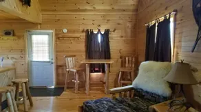 Cute and Cozy Cabin (No Cleaning Fees) - Image 3