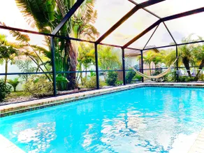 Paradise Palms • Heated Screened Pool • Family-Friendly • Near Siesta Key - Image 3