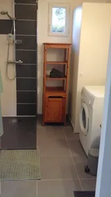 Fully renovated little independent house - Image 5