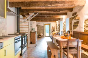 ♡ Rustic Lodge Getaway ♡ | Mountain Views, BBQ,Pkg - Image 5