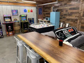 Family Retreat, Game Room, Hiking, Hot Tub - Image 4