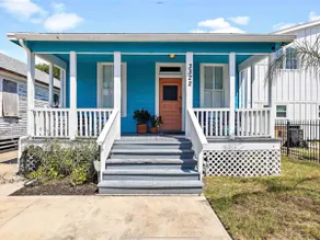 Beach bungalow only 3 blocks to beach! - Image 2