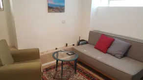 Cozy Classic Studio — Central Jerusalem - Image 2
