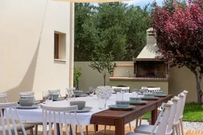 2 Peaceful Villas 2Private Pools, BBQ & Pool table - Image 5