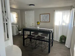 Lovely 3 bedroom 2 bath house . - Image 5