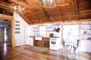 Apple Hill Farmstead Cottage: Waterfront & Hot Tub - Image 4