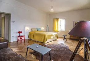 Retro style apartment | right in the main square - Image 2