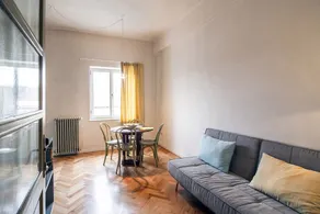 Retro style apartment | right in the main square - Image 4