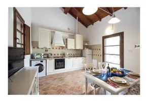 The Village of Tresana House Marina - Image 3