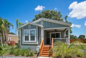 6 - Just Beachin' Cabin 2bed/2bath - Unit 10 - Image 2