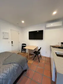 +NEW+ Southwest Spaceship Dwntwn Tempe Guest Suite - Image 3