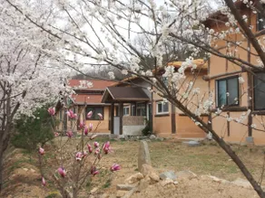 [Haoreum House 70 pyeong] Parking for 20 cars/separate building/barbecue/Ipo IC/50 minutes to Gangnam/20 people or more inquiries - Image 5
