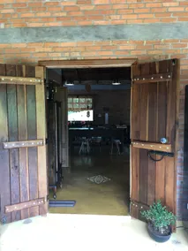 COTTAGE NEAR DOWNTOWN - Image 2