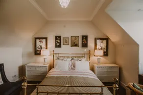 Rural Magic: Home on Vast Private Seaside Estate - Image 3