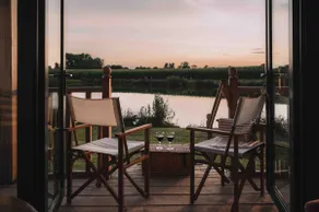 Waterfront Cabin 2 with Outdoor Bath - Image 5