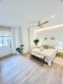 Centrally located and quiet with a garden - Image 4