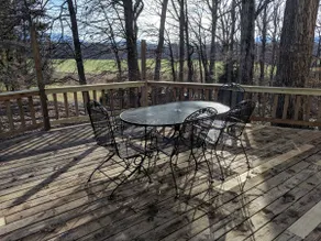 Ny på lejemarkedet! Oak Tree Cottage, et centralt Virginia Woodland Retreat - Image 5