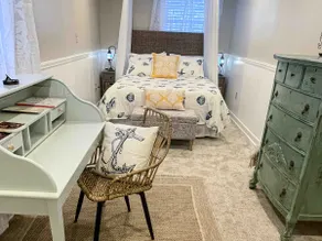 Crow's Nest - Private Guest Apt Near Bike Trail/3.7 mi to Beach - Image 5
